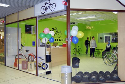 Second-hand bikes showing the way back to the labour market